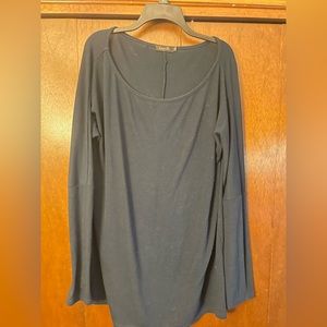 Navy long sleeve shirt